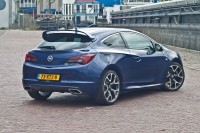 Opel Astra GTC OPC  
