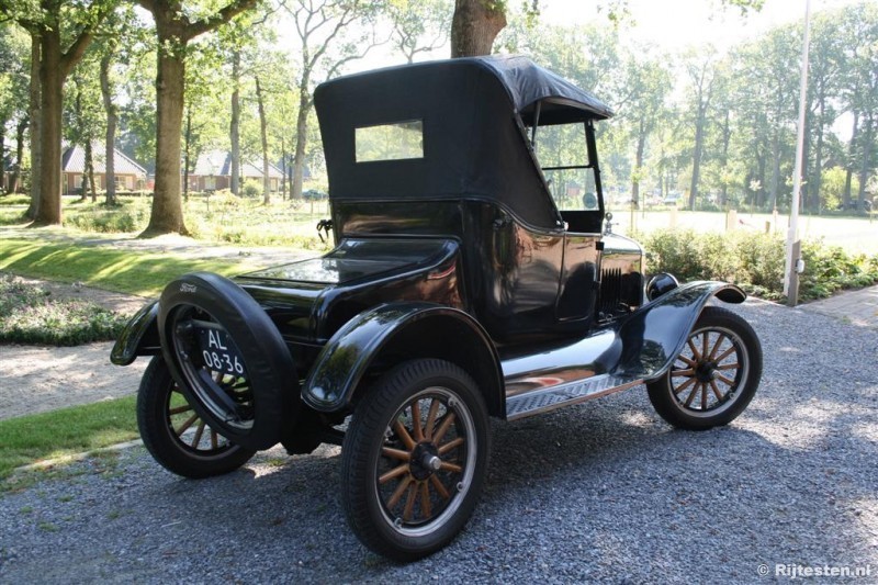 Ford T Runabout Roadster (1924) - Rijtesten.nl: Pure rijervaring