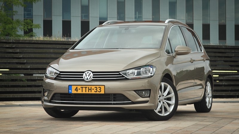 Tenslotte gallon Karakteriseren Test Volkswagen Golf Sportsvan 1.2 TSI DSG Highline - Rijtesten.nl: Pure  rijervaring